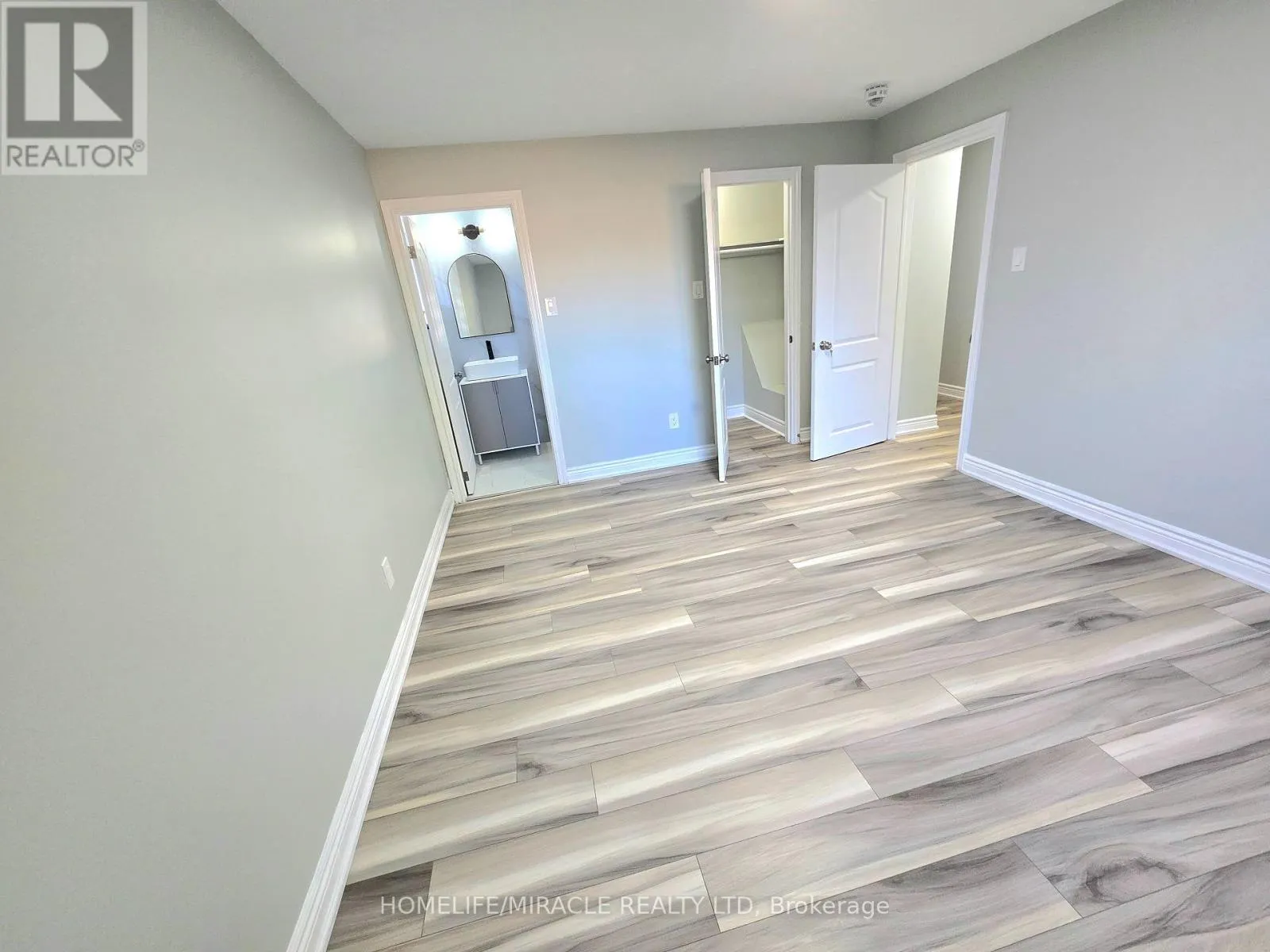 3777 WOODRUFF CRESCENT