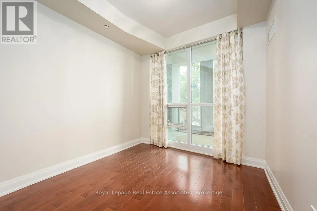 426 - 11 BRONTE ROAD