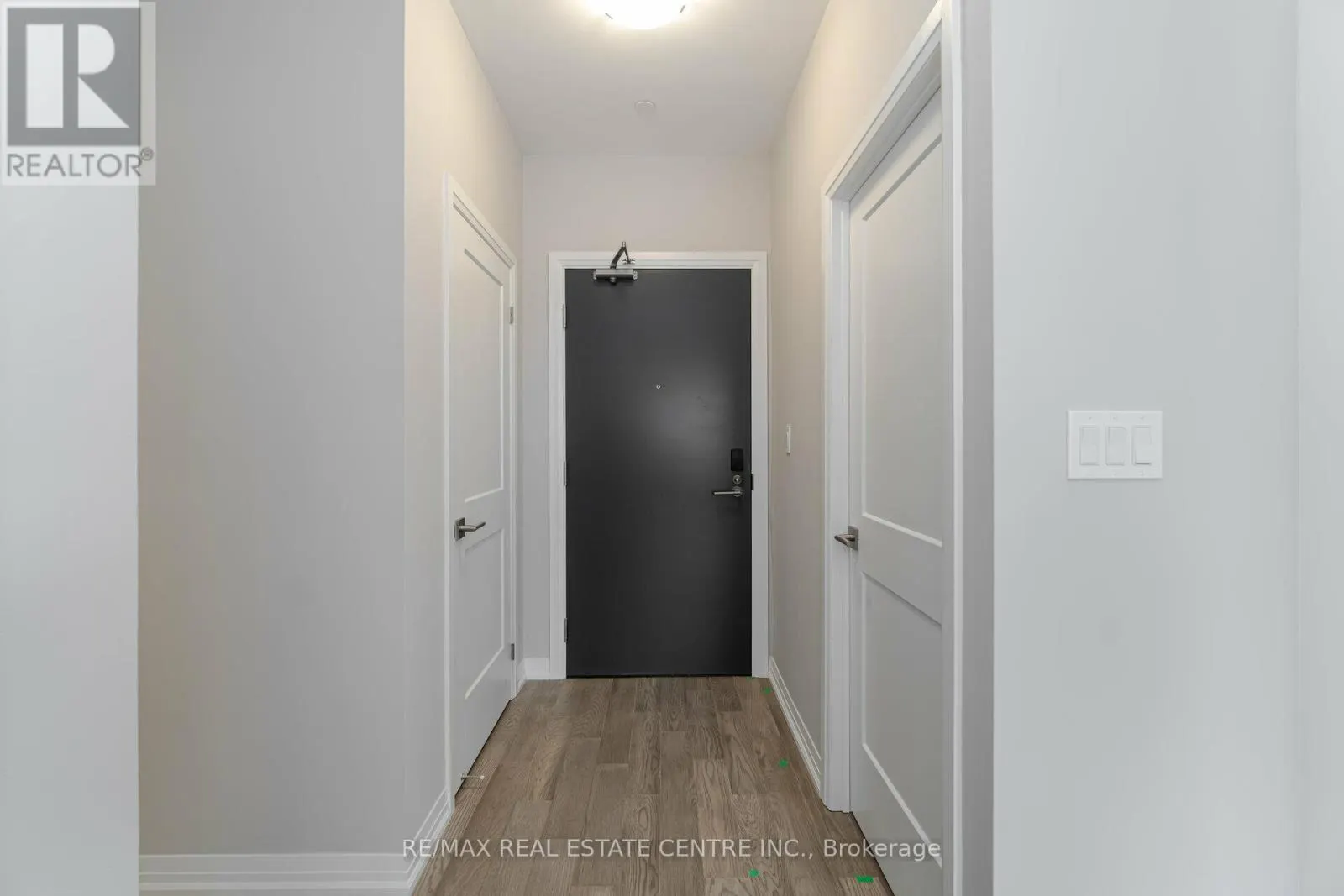 204 - 3265 CARDING MILL TRAIL