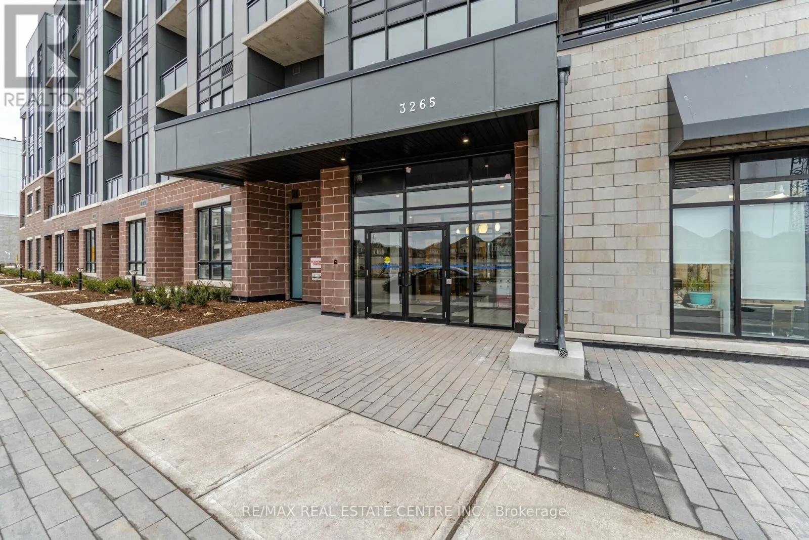 204 - 3265 CARDING MILL TRAIL