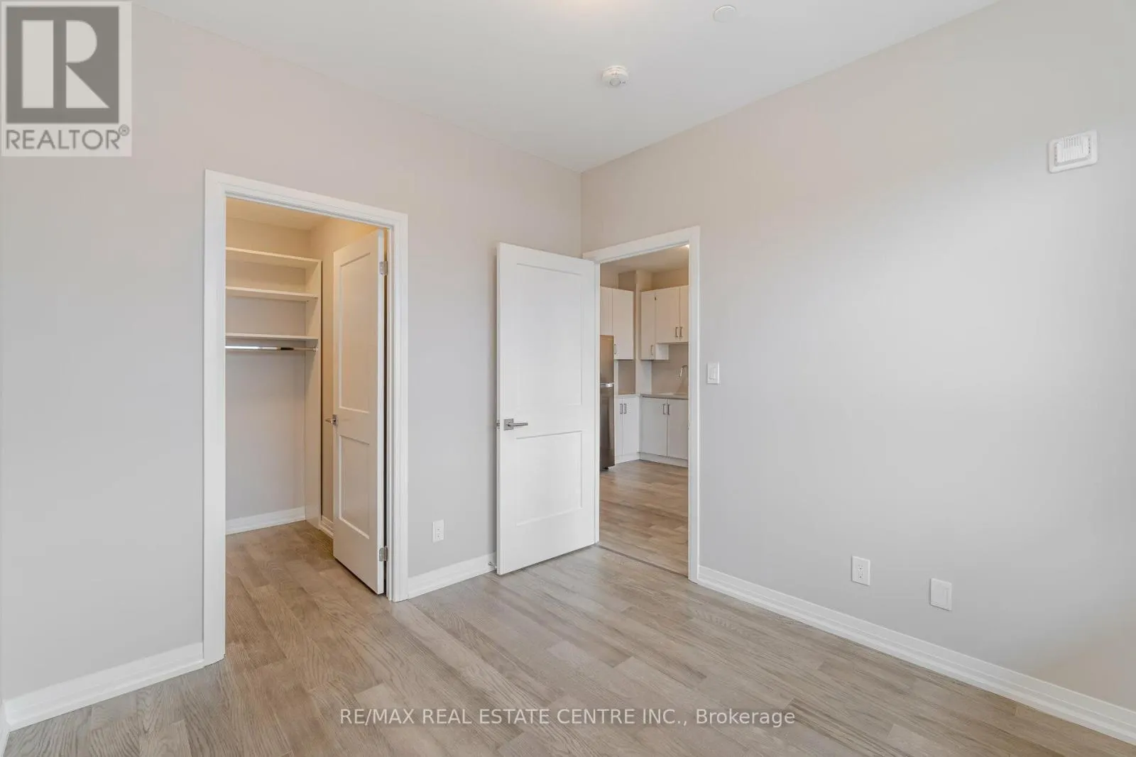 204 - 3265 CARDING MILL TRAIL