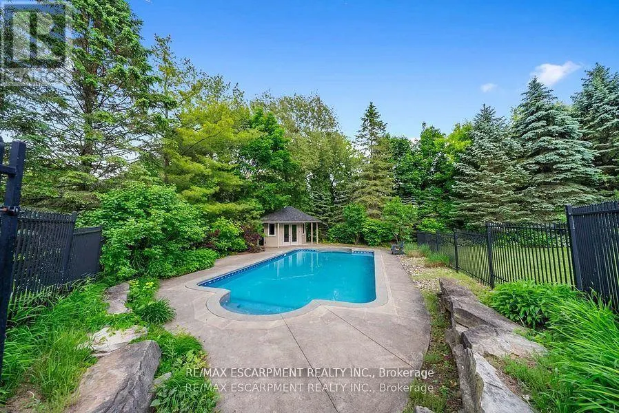 2038 15TH SIDE ROAD
