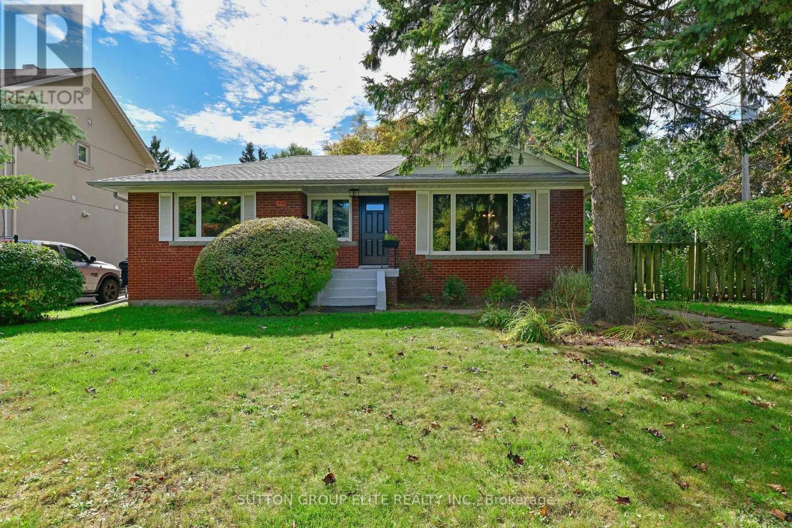 1238 CLAREDALE ROAD