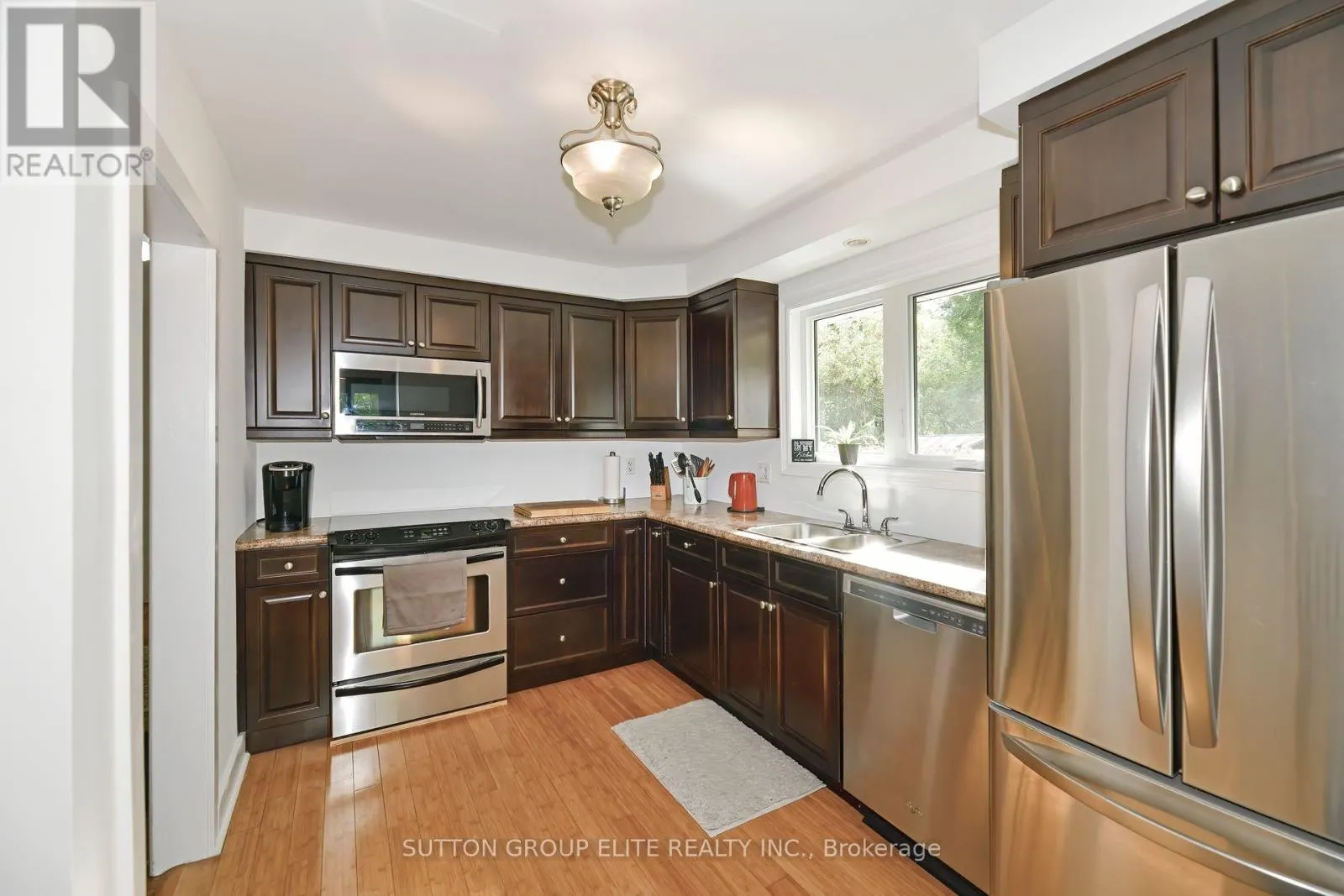 1238 CLAREDALE ROAD