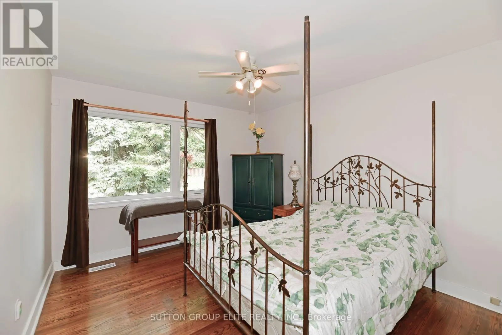 1238 CLAREDALE ROAD