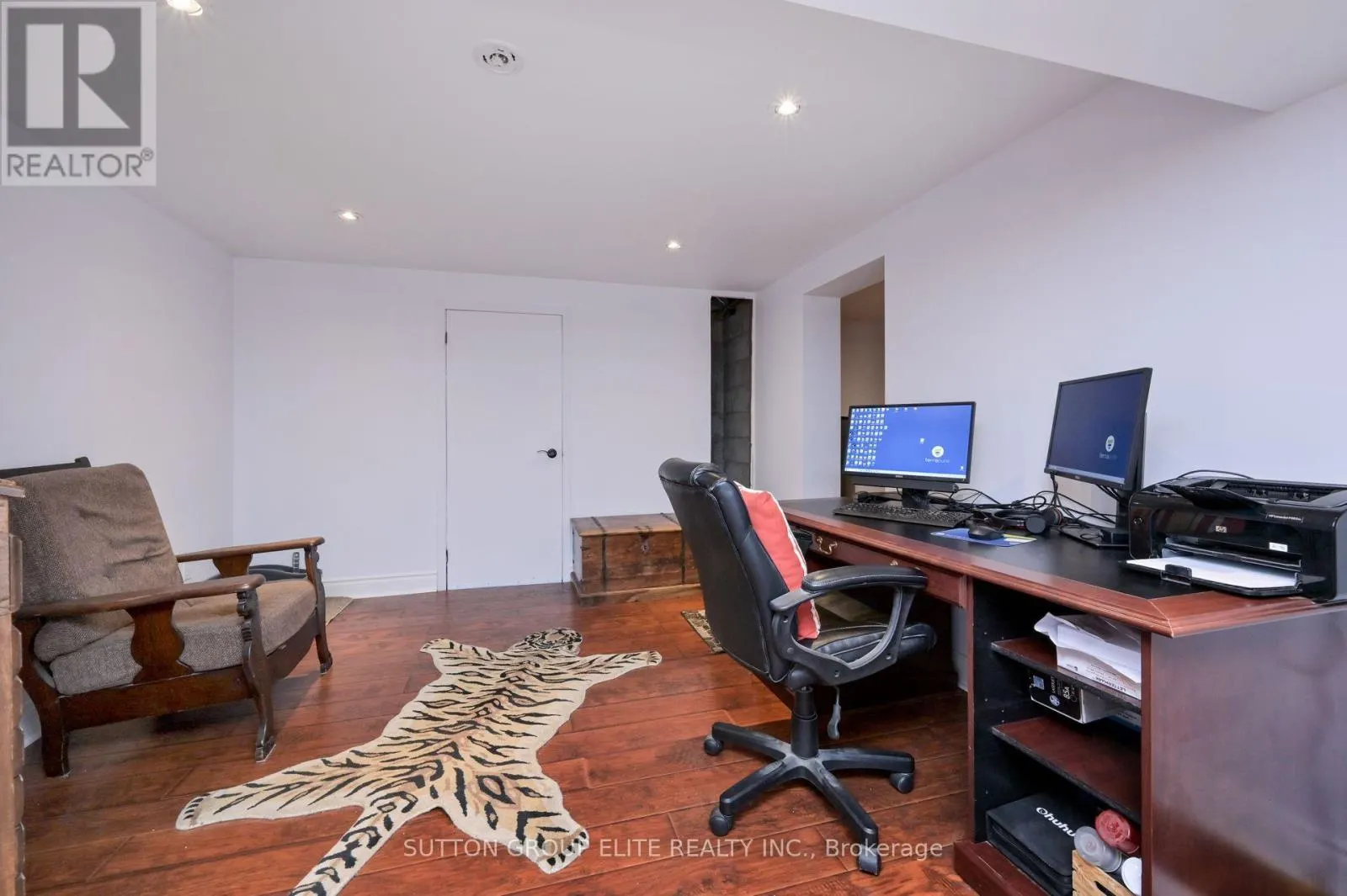 1238 CLAREDALE ROAD