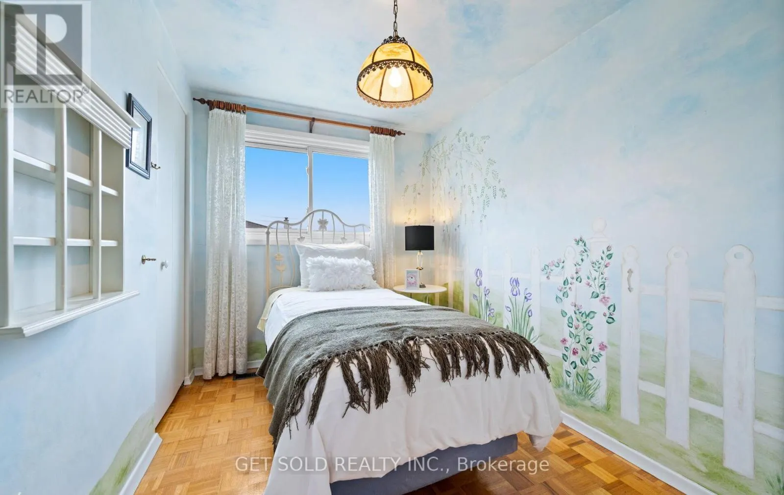 14 TURNVALE ROAD