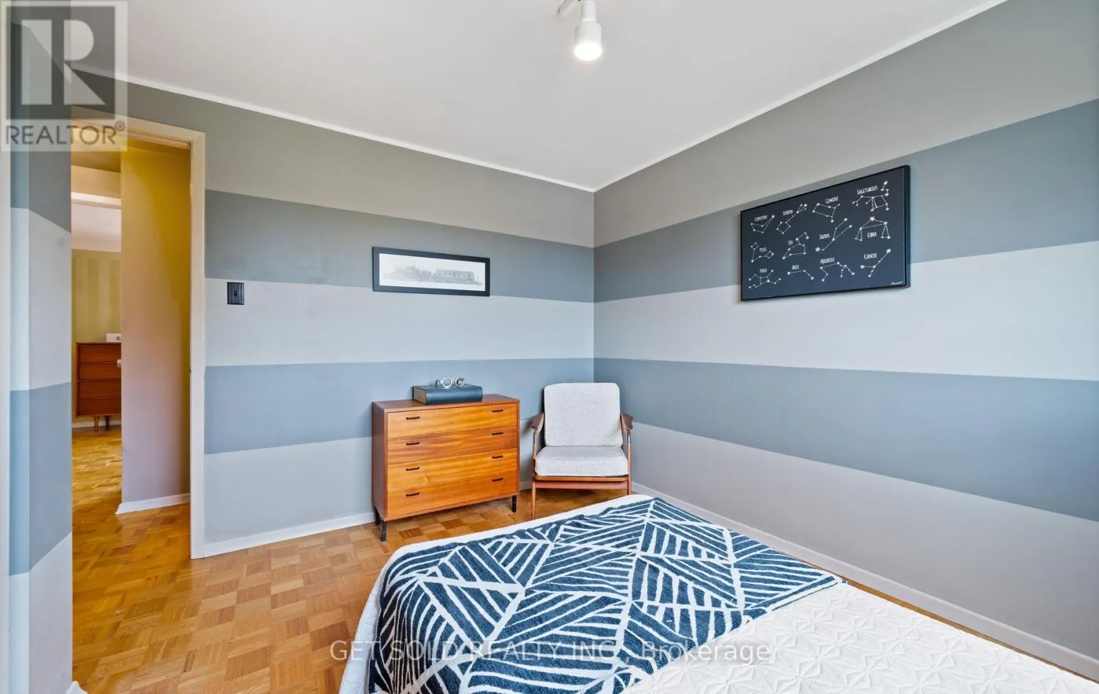14 TURNVALE ROAD
