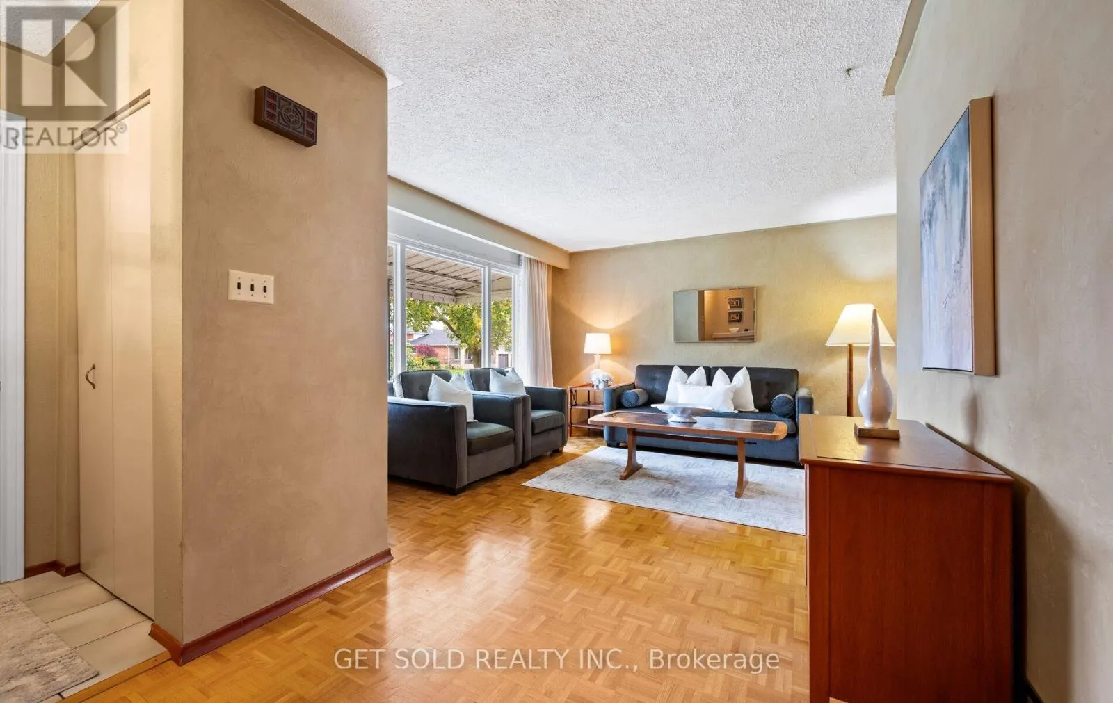 14 TURNVALE ROAD
