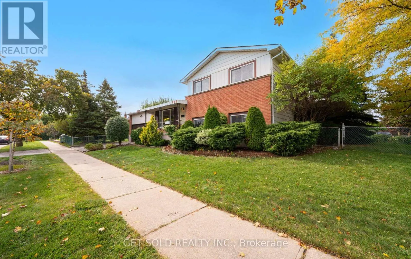 14 TURNVALE ROAD