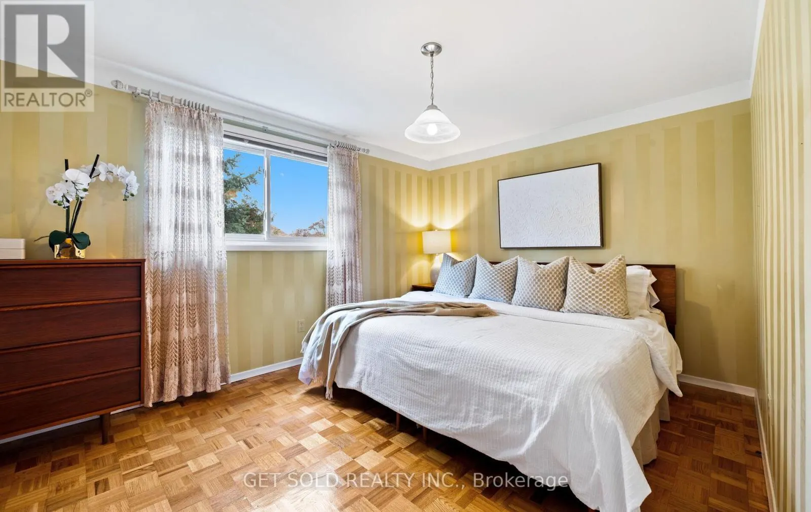 14 TURNVALE ROAD