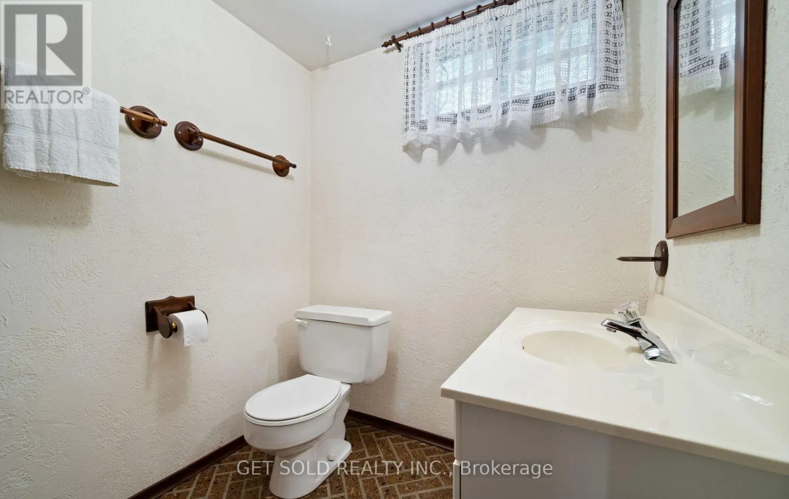 14 TURNVALE ROAD