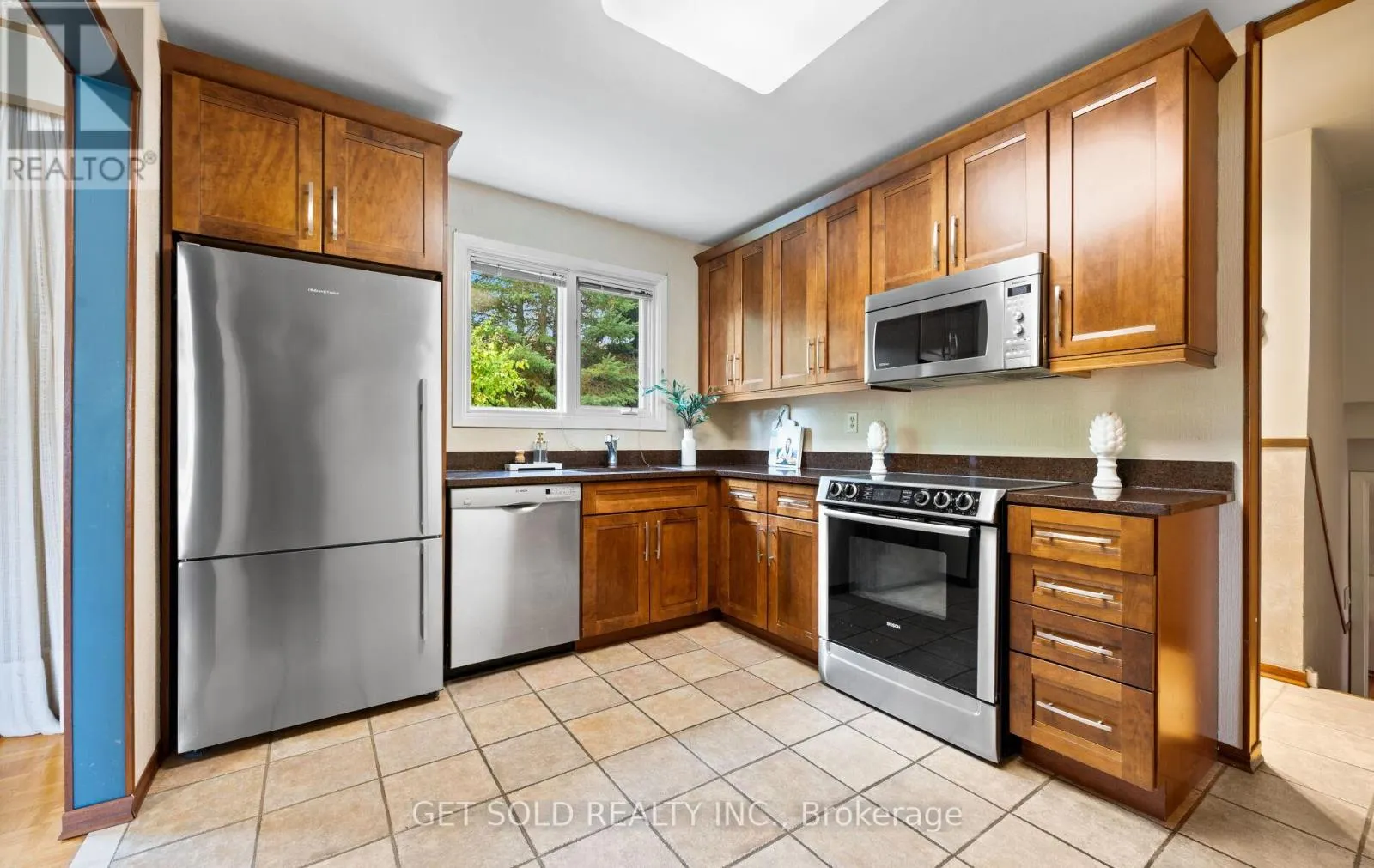 14 TURNVALE ROAD