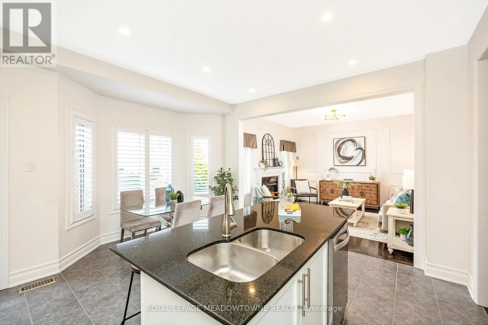 418 CEDAR HEDGE ROAD