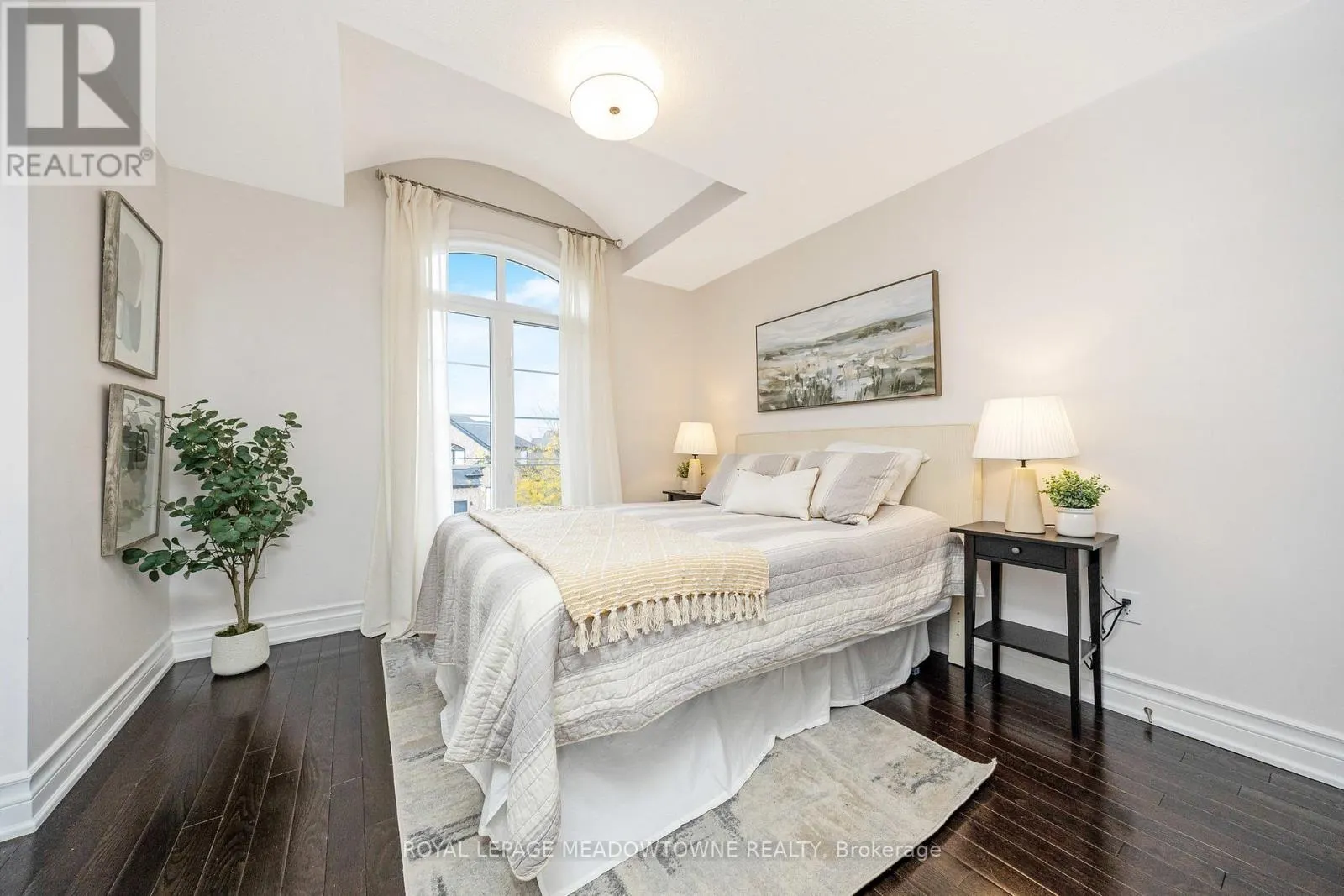 418 CEDAR HEDGE ROAD