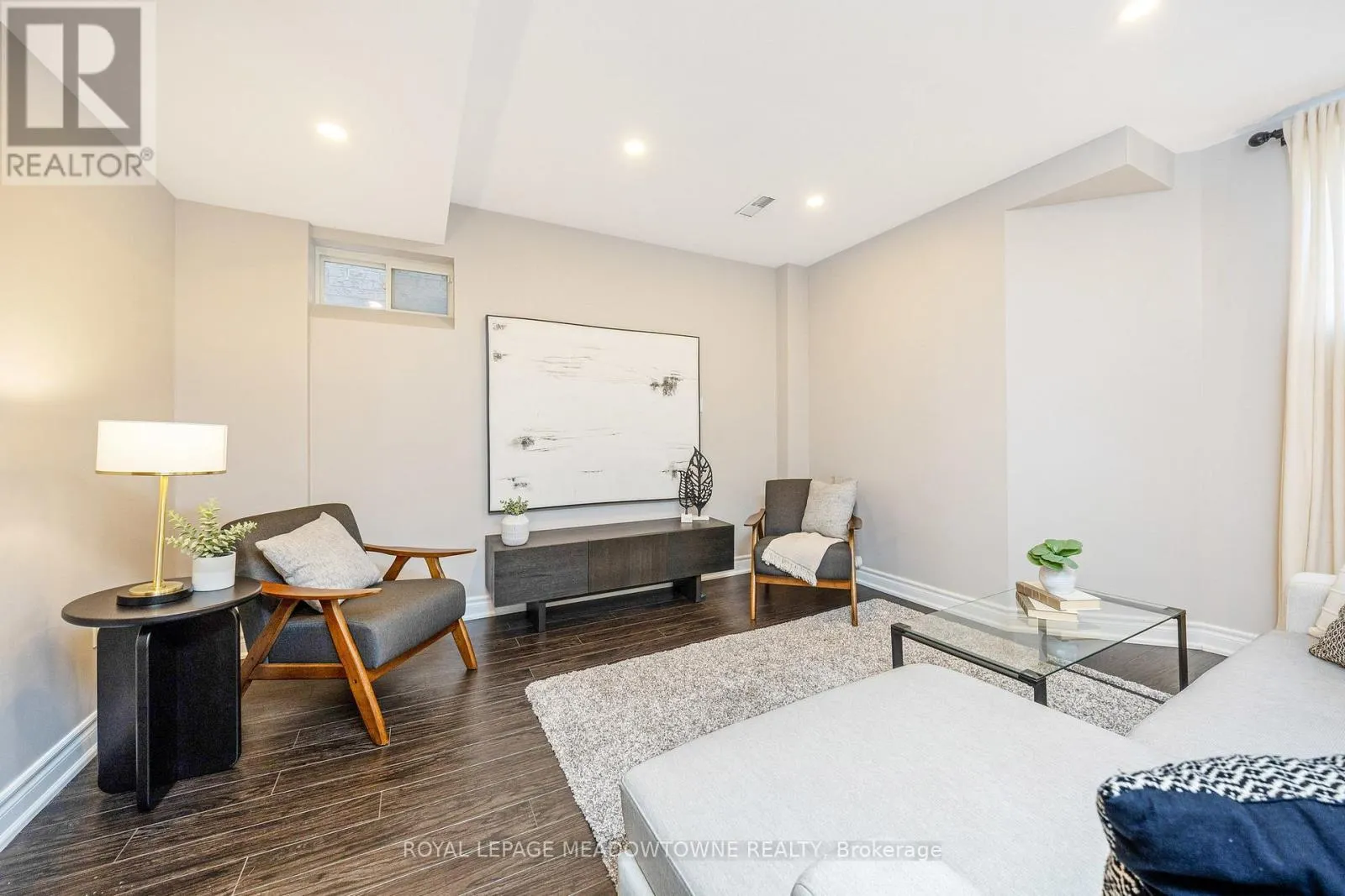 418 CEDAR HEDGE ROAD