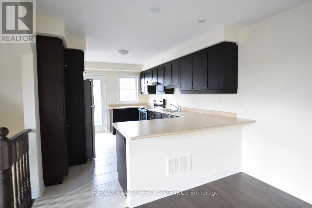 260 REIS PLACE