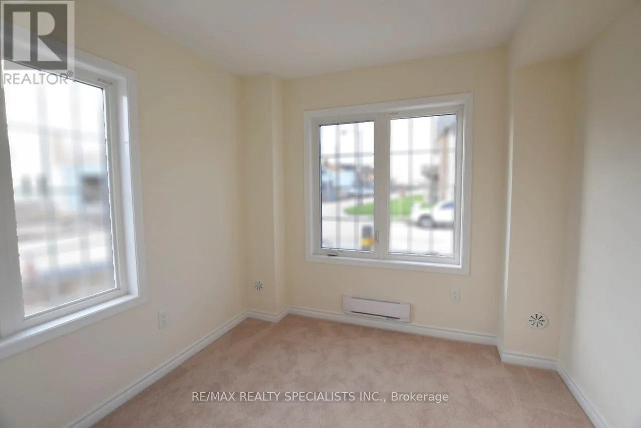260 REIS PLACE