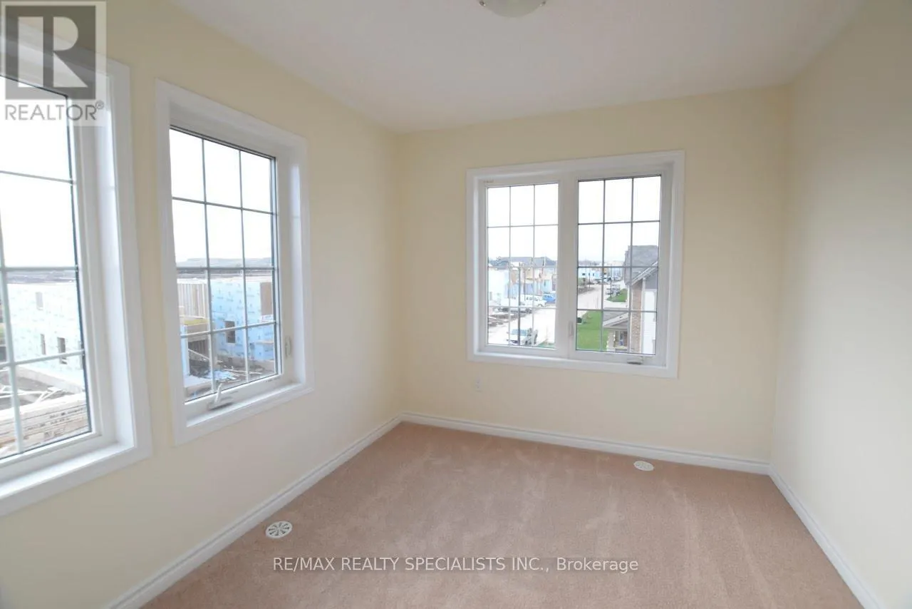 260 REIS PLACE