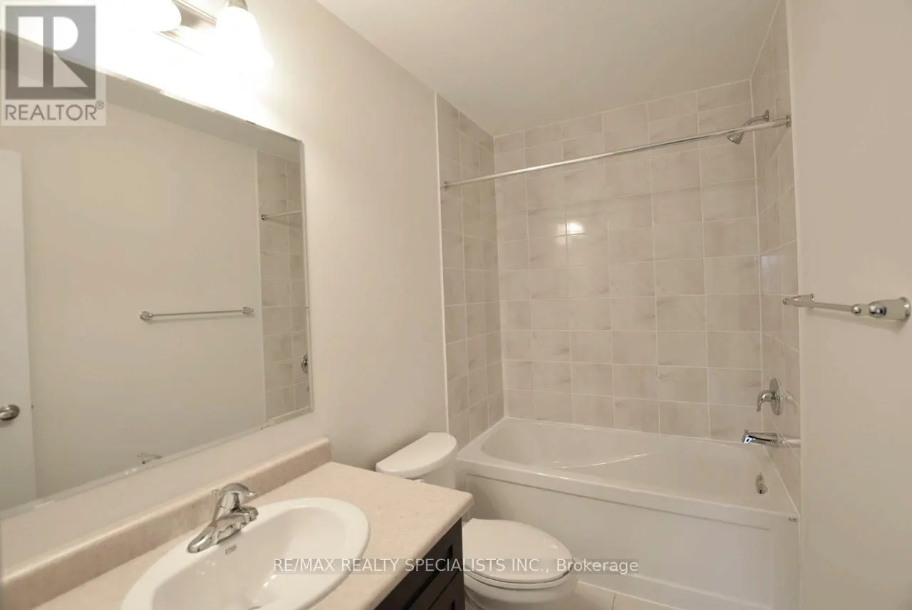 260 REIS PLACE