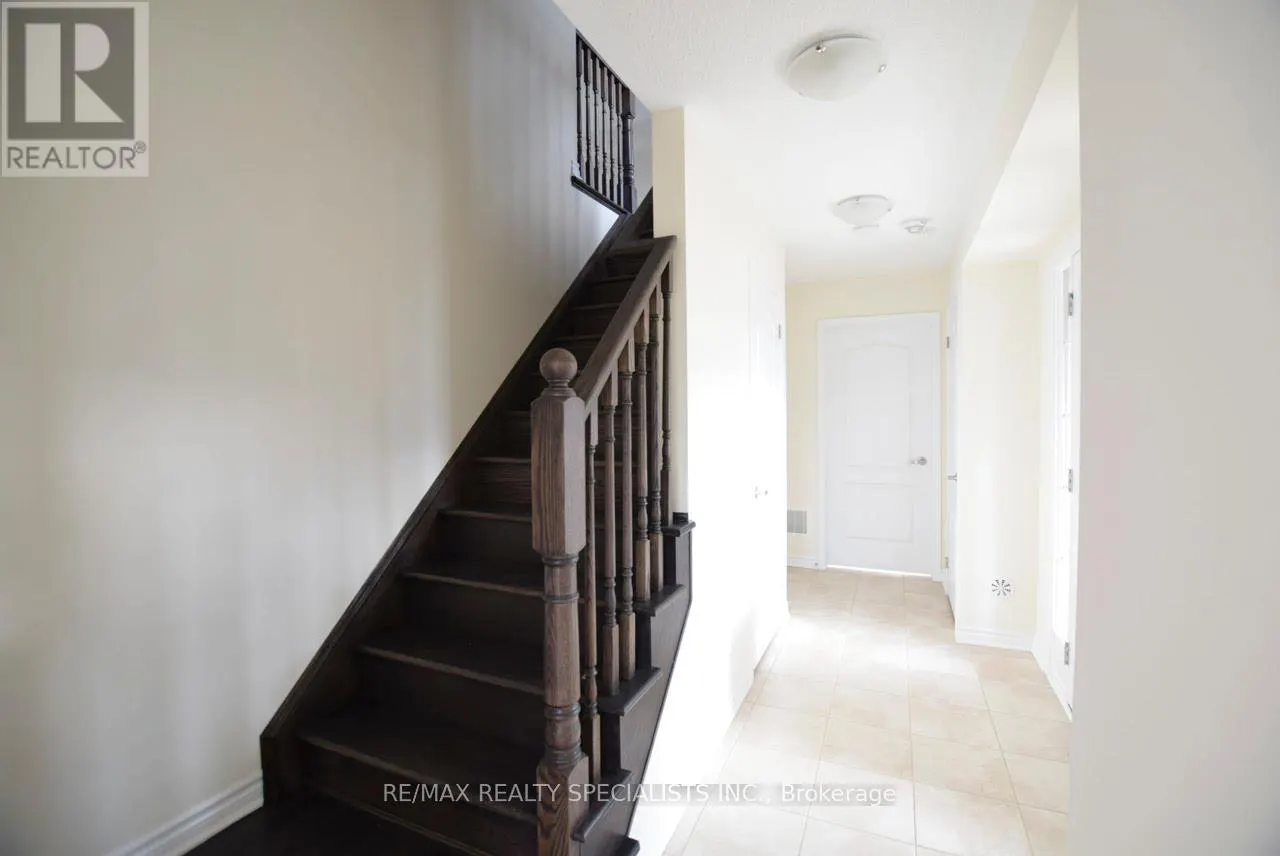 260 REIS PLACE