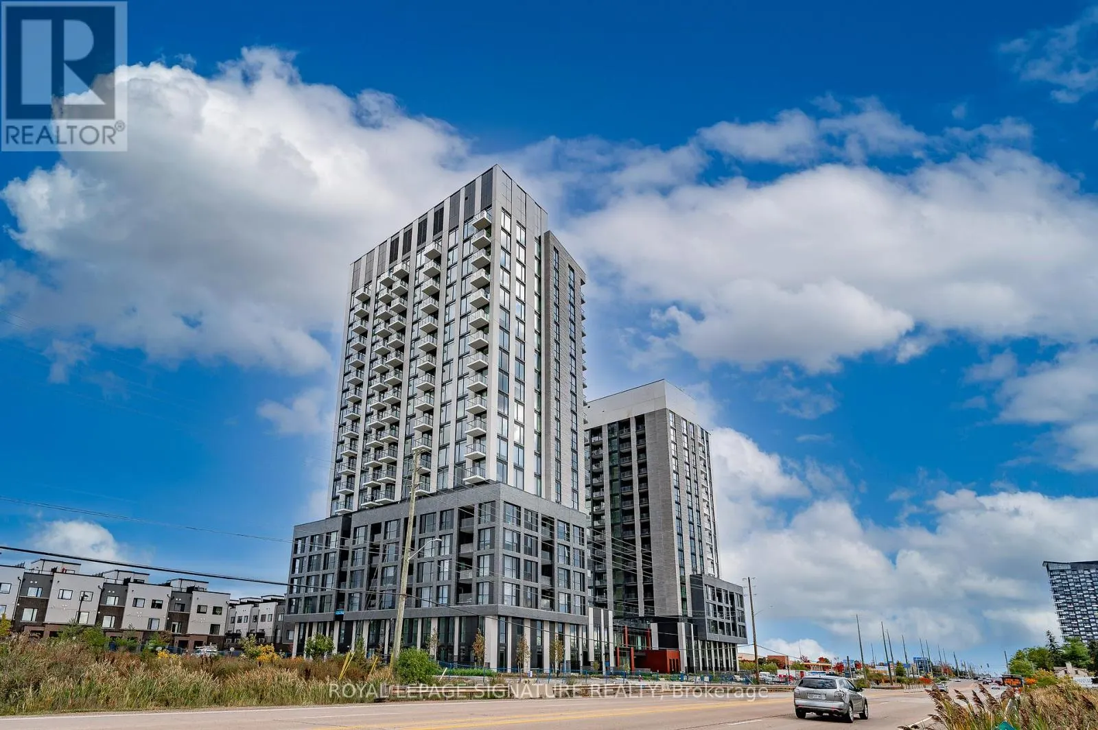 1009A - 3079 TRAFALGAR ROAD
