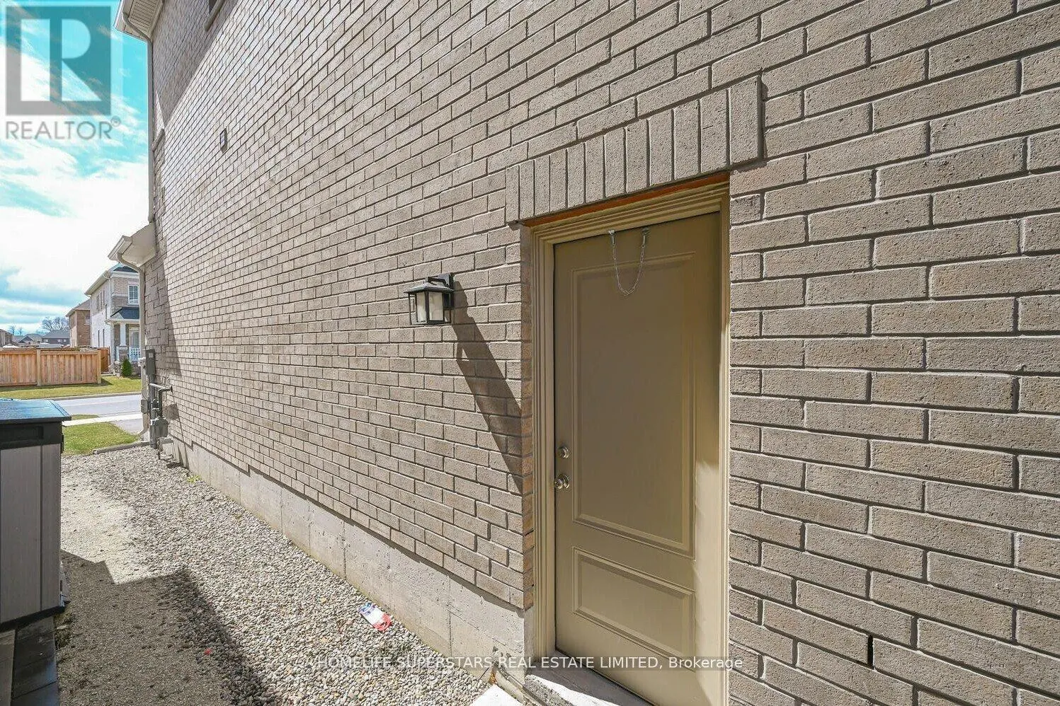 56 ARTHUR GRIFFIN CRESCENT