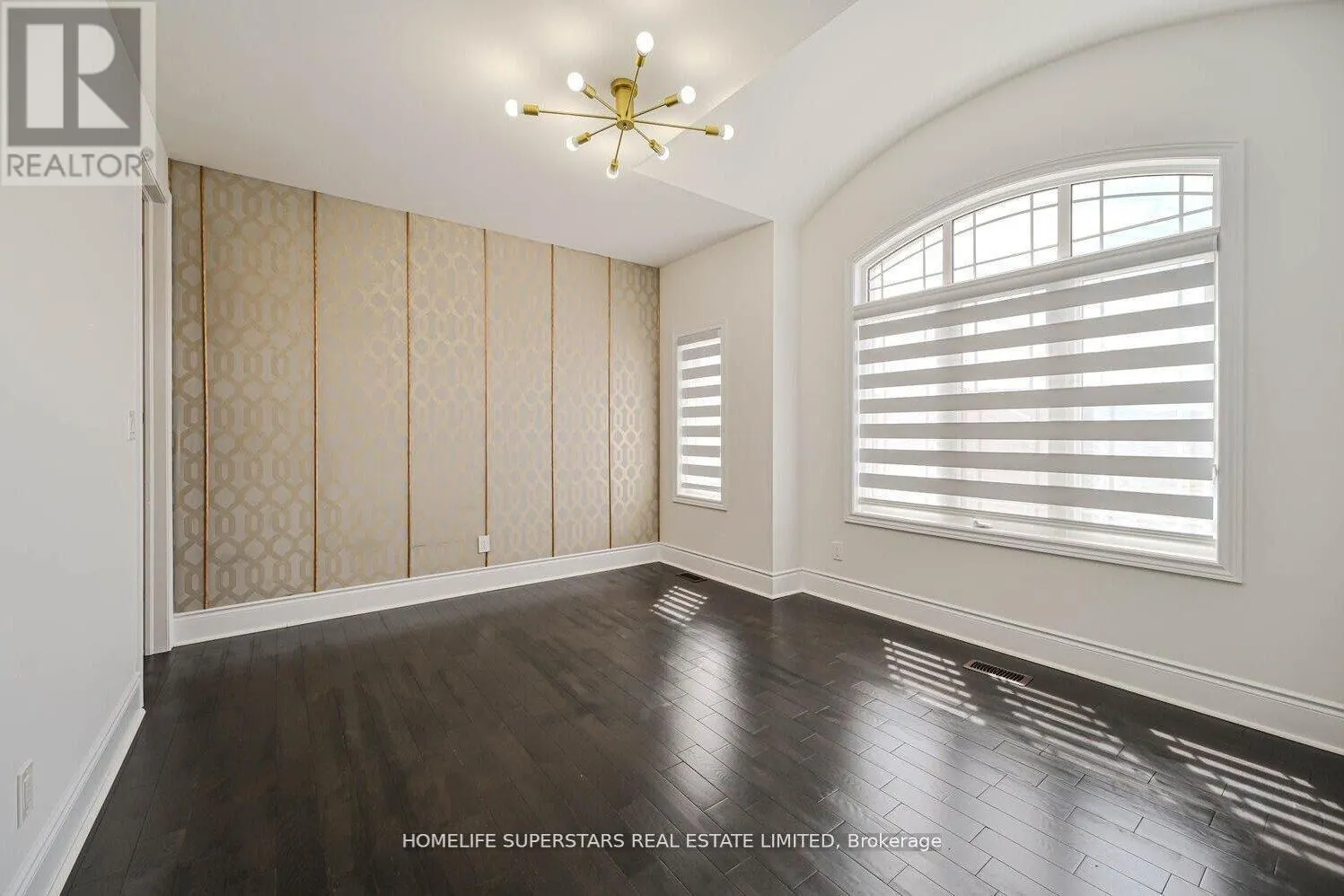 56 ARTHUR GRIFFIN CRESCENT