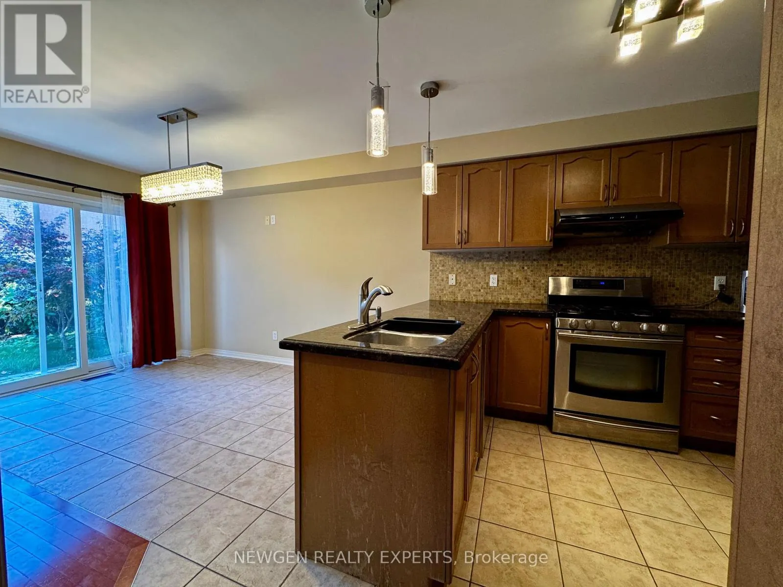 (UPPER LEVEL) - 3217 RESPOND ROAD