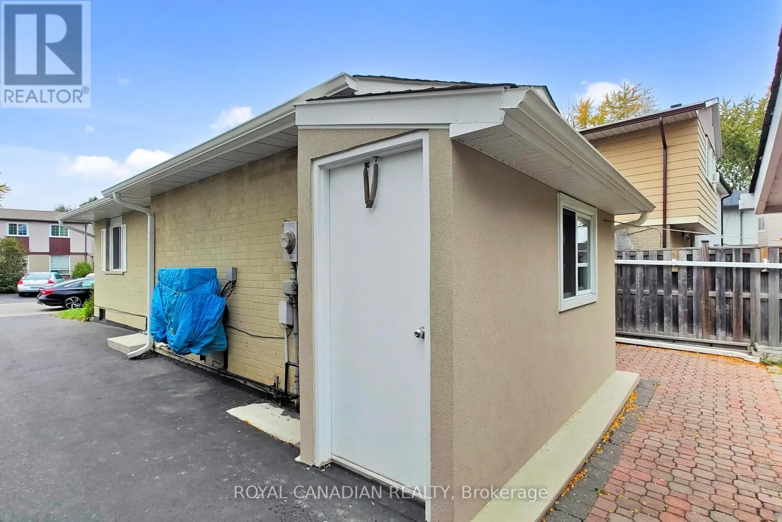 17 HALEY COURT