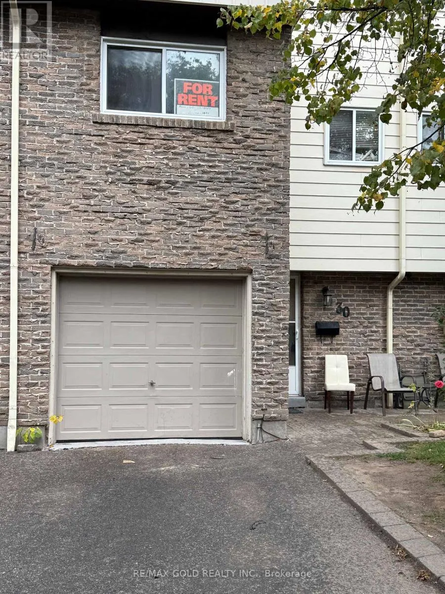 30 - 30 TARA PARK CRESCENT