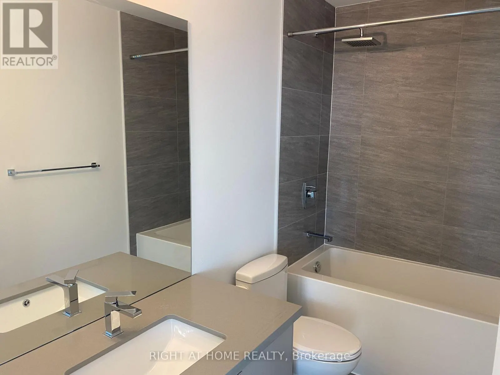 2503 - 297 OAK WALK DRIVE