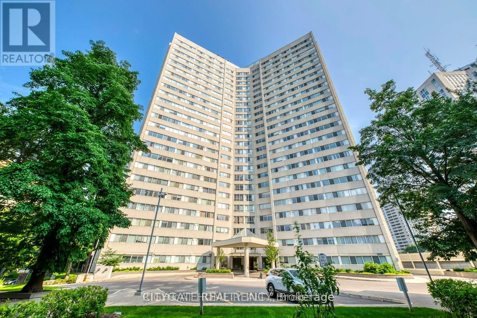 1412 - 3700 KANEFF CRESCENT