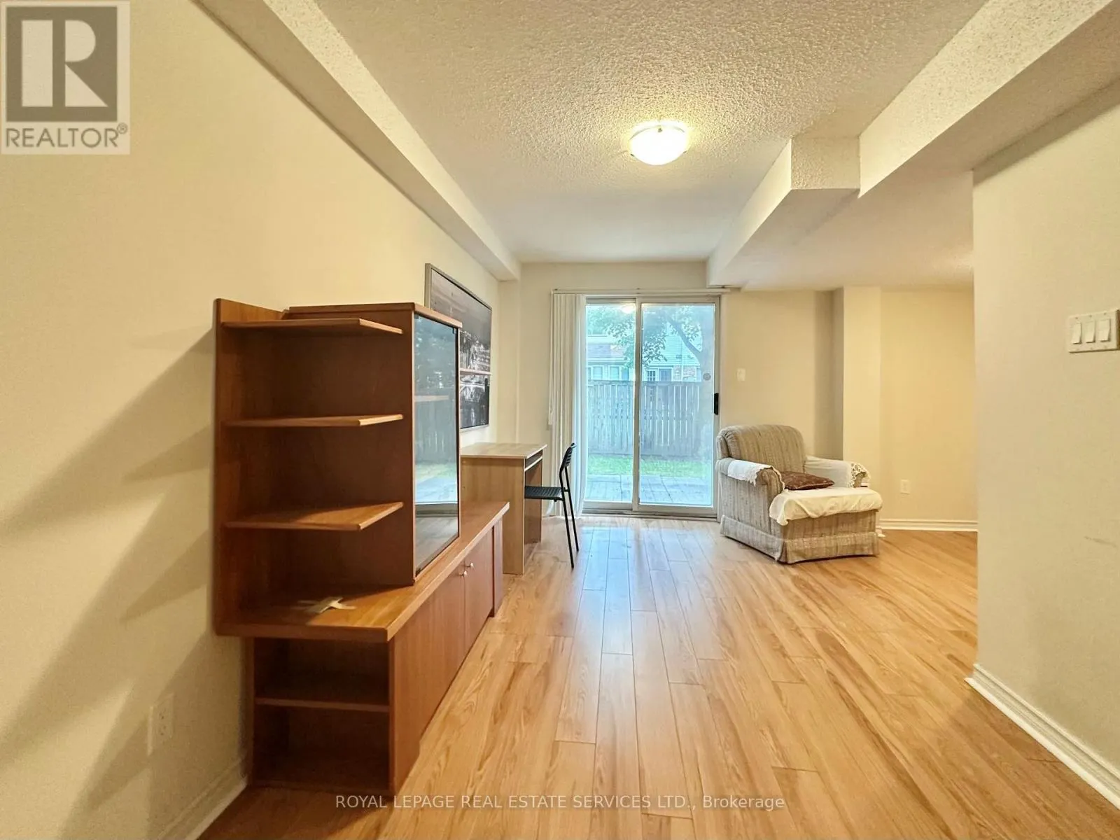 39 - 4600 KIMBERMOUNT AVENUE
