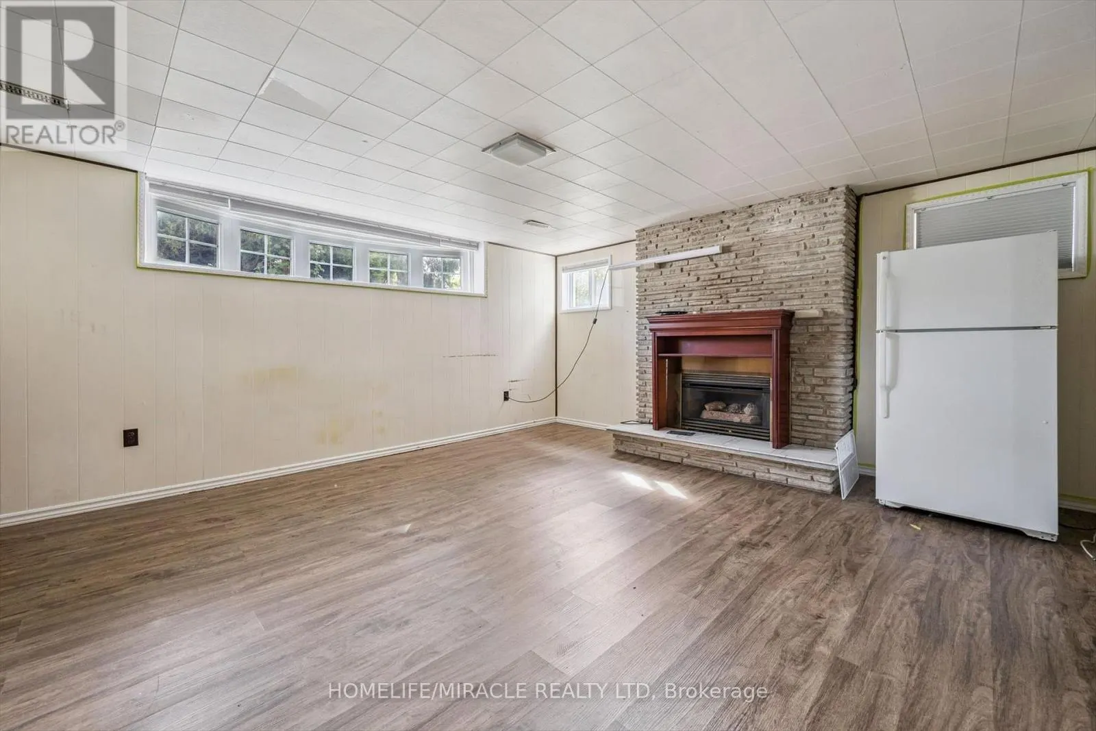 56 ELGIN DRIVE