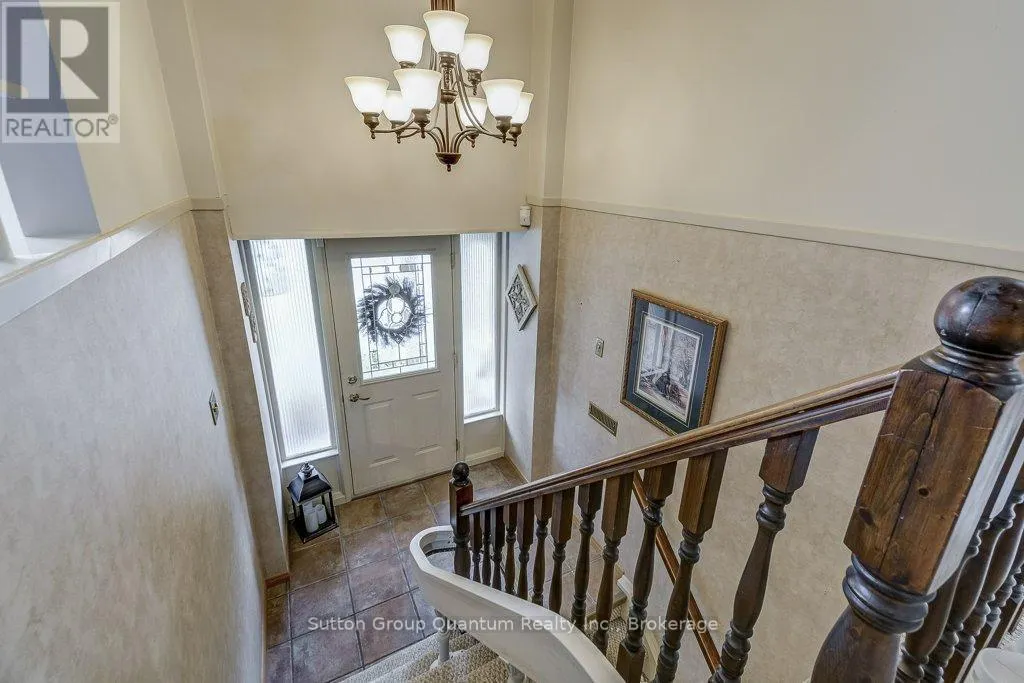 1249 RICHARDS CRESCENT
