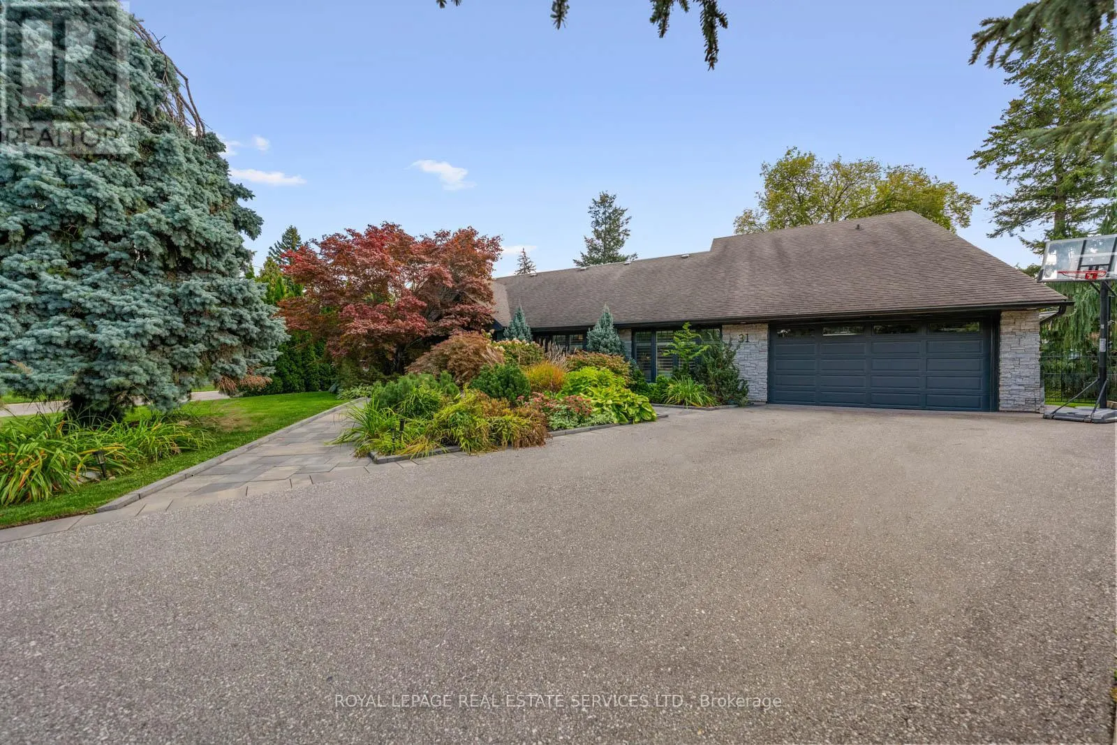 31 PRINCESS ANNE CRESCENT