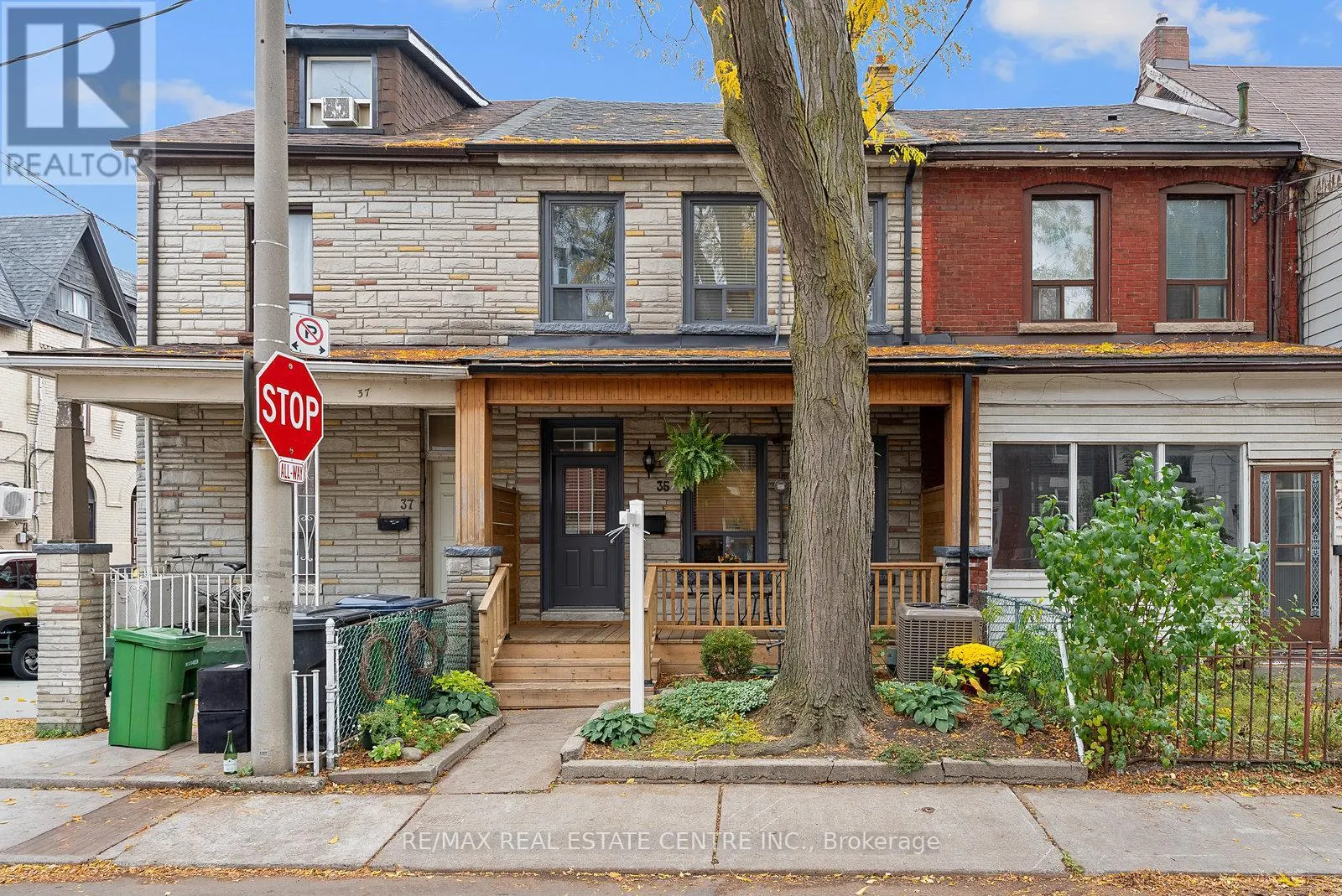 35 MILLER STREET