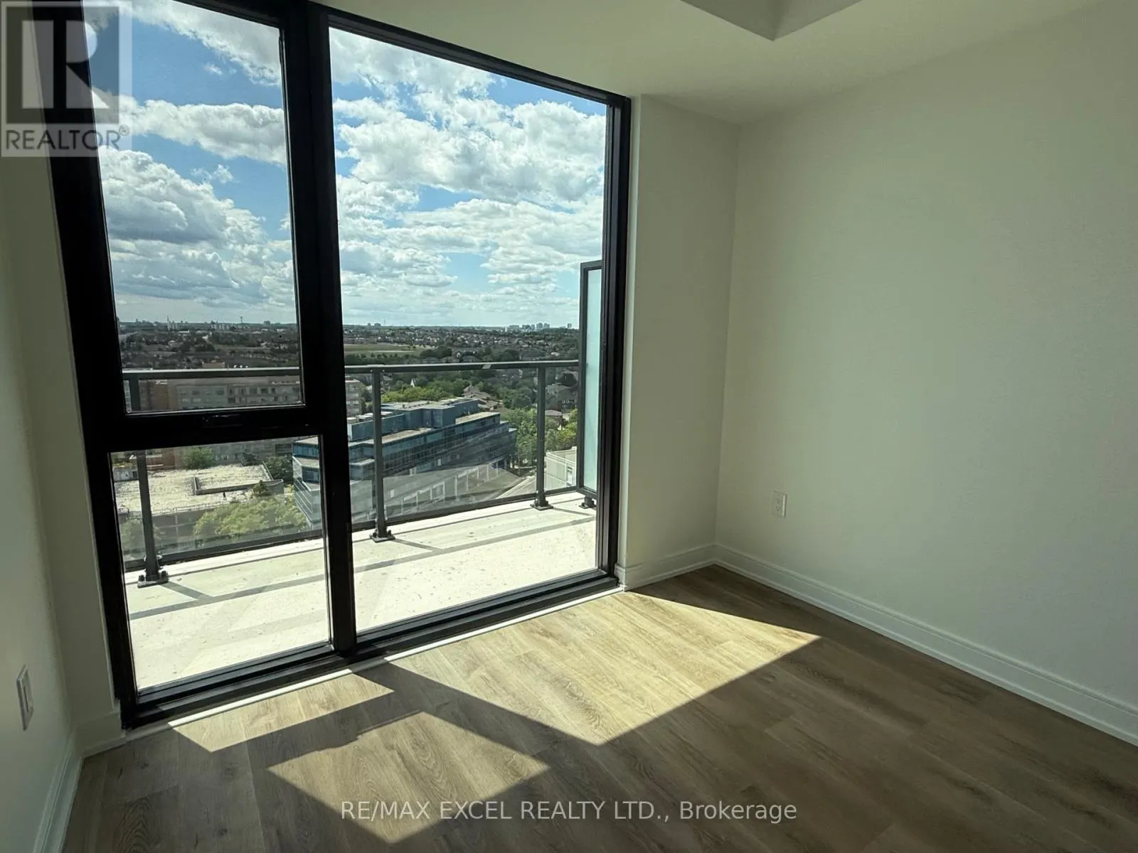 1612 - 3009 NOVAR ROAD