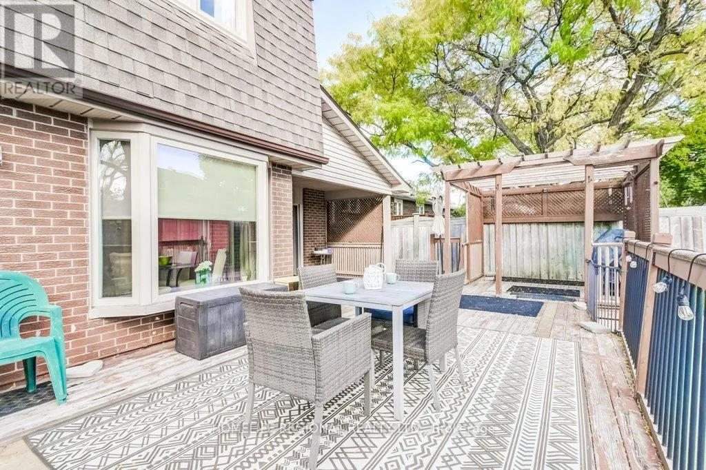 2557 BRASILIA CIRCLE