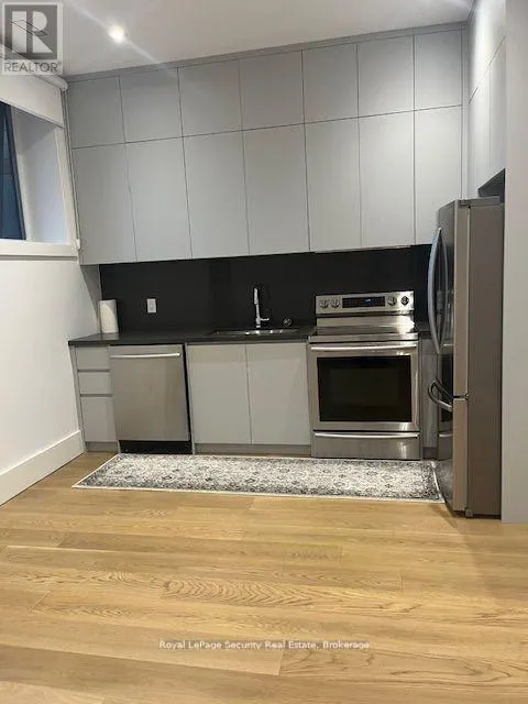 53 CHAMBERLAIN AVENUE