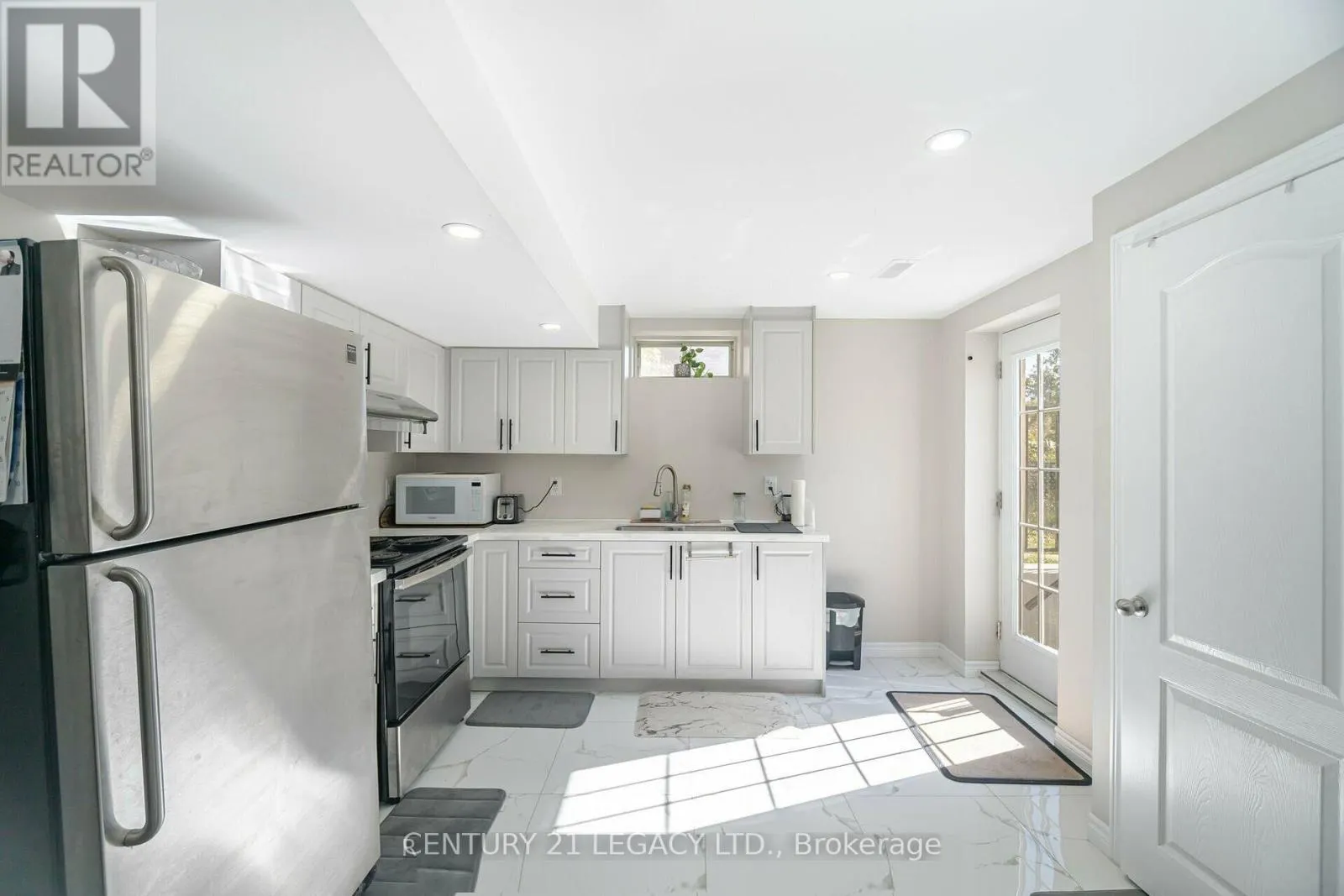 (BASEMENT) - 12 COBBLESTONE COURT