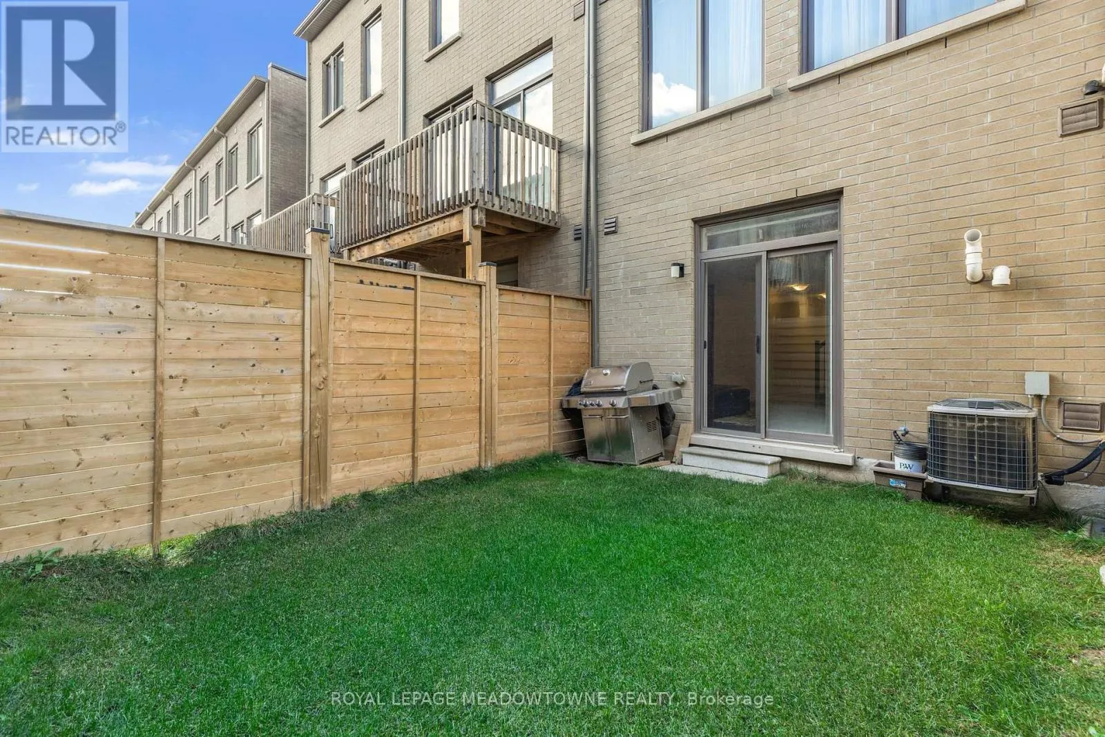 198 SQUIRE CRESCENT