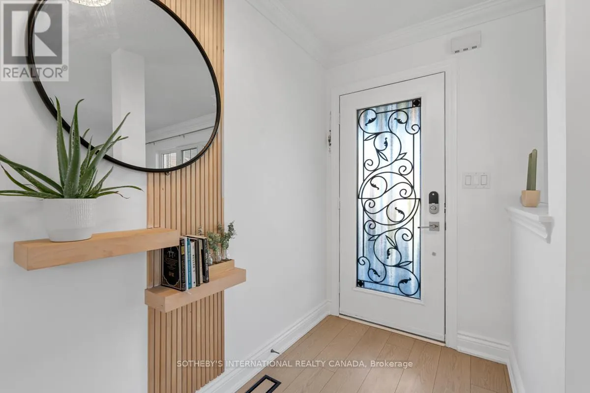 2182 MEADOWGLEN DRIVE