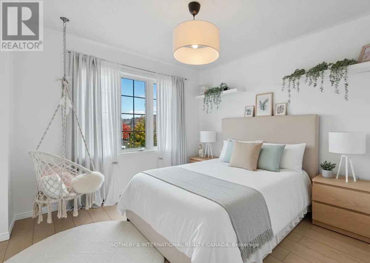 2182 MEADOWGLEN DRIVE