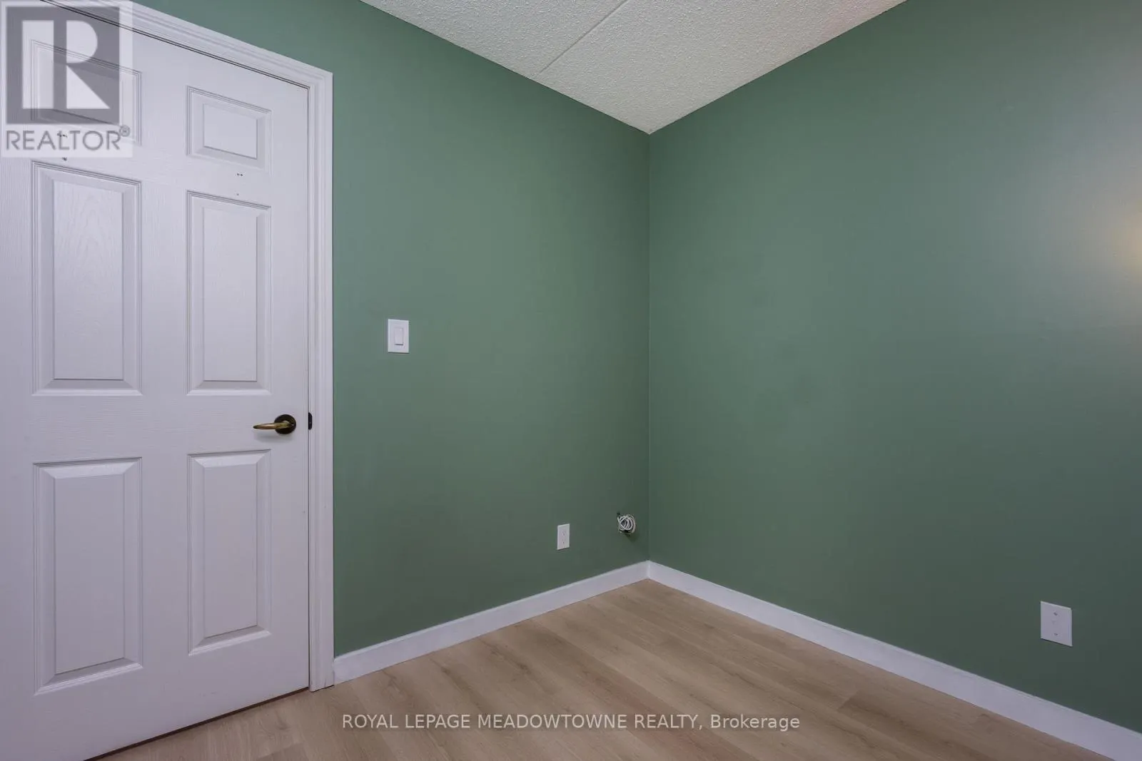 108 - 4025 KILMER DRIVE