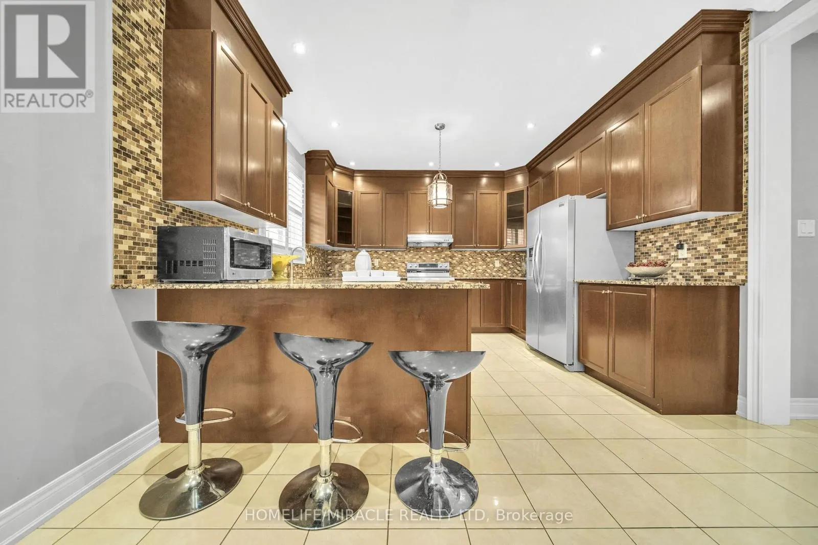 24 HAYWOOD DRIVE