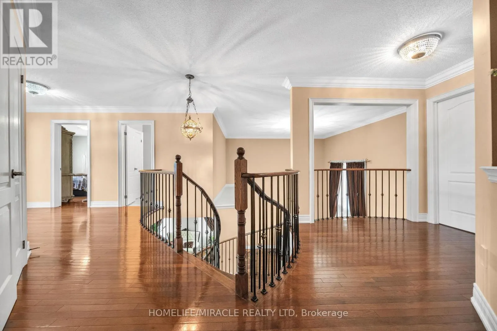 24 HAYWOOD DRIVE