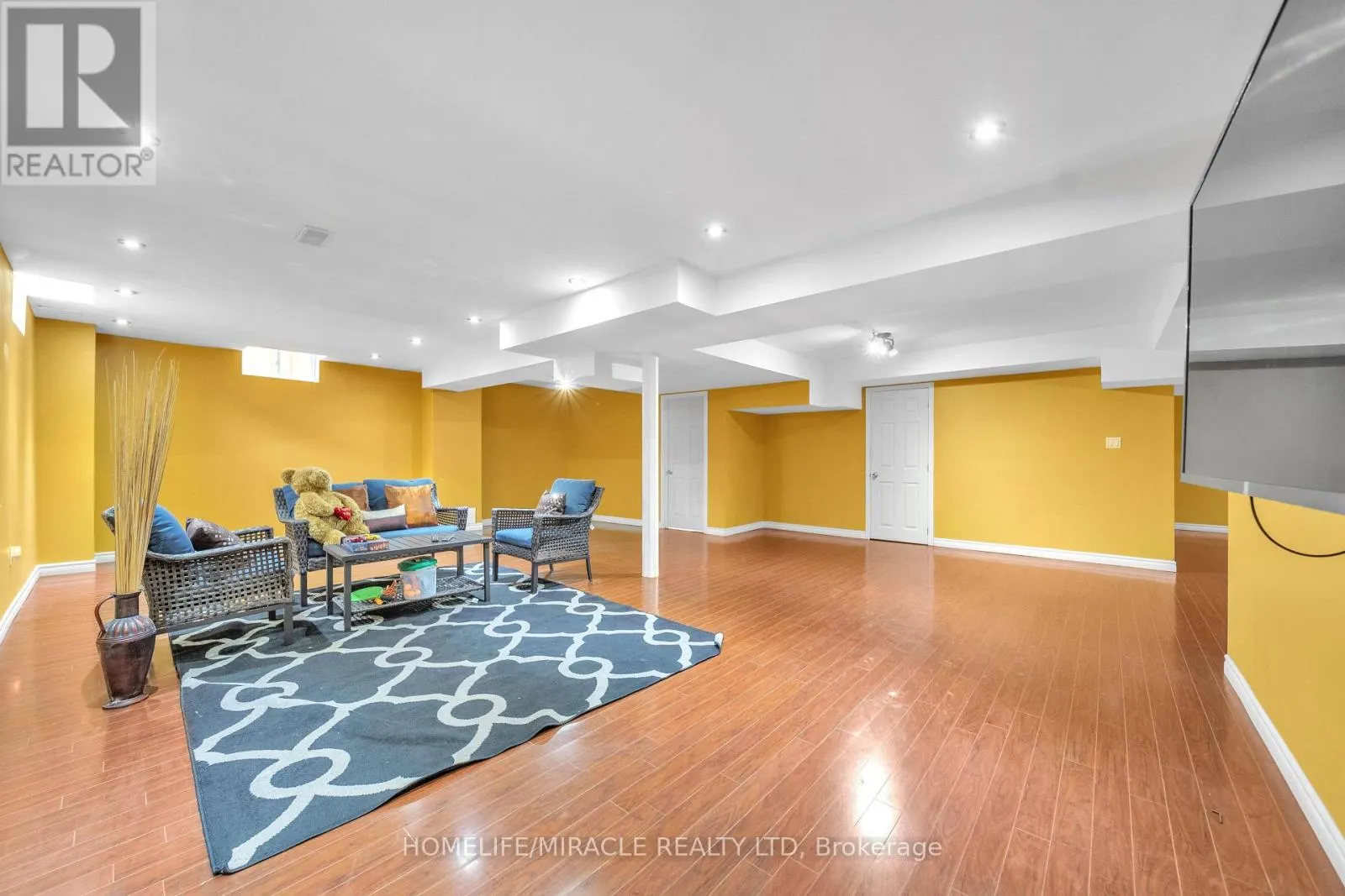 24 HAYWOOD DRIVE