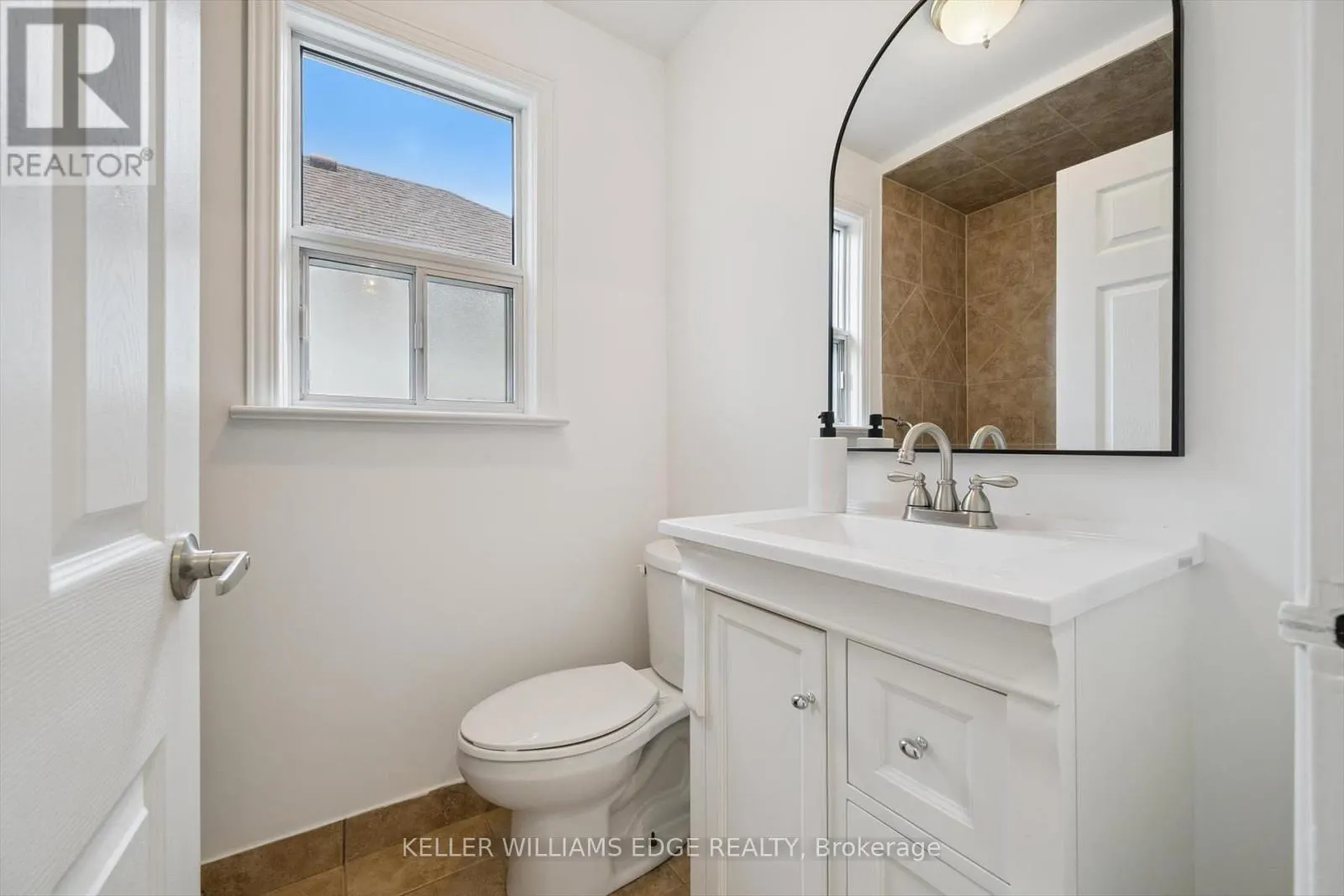 202 ALDERBRAE AVENUE